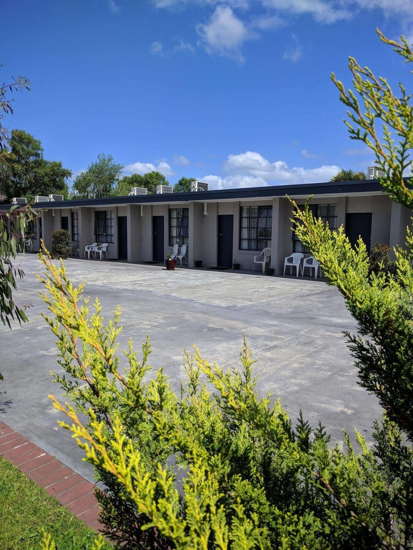 Beaconsfield Lodge Motel Exterior photo